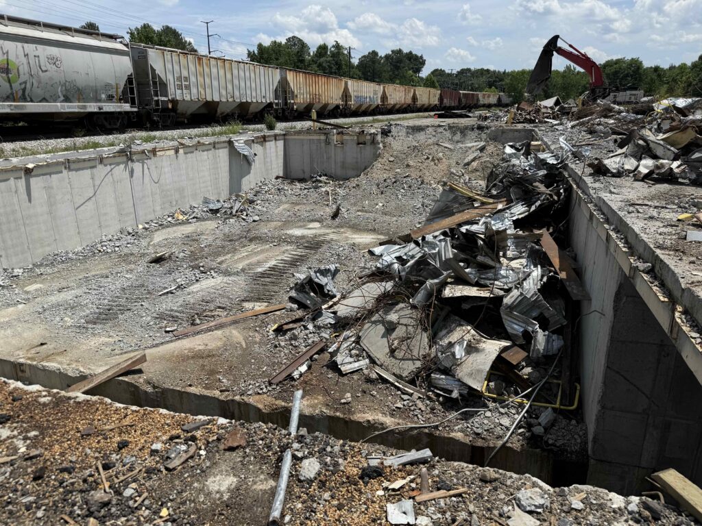 Construction occurring at 706 South 6th Avenue